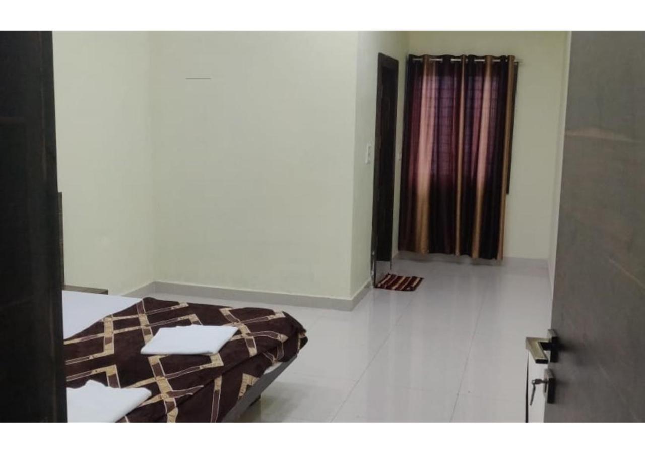 Hotel Parag Palace Jabalpur Exterior foto