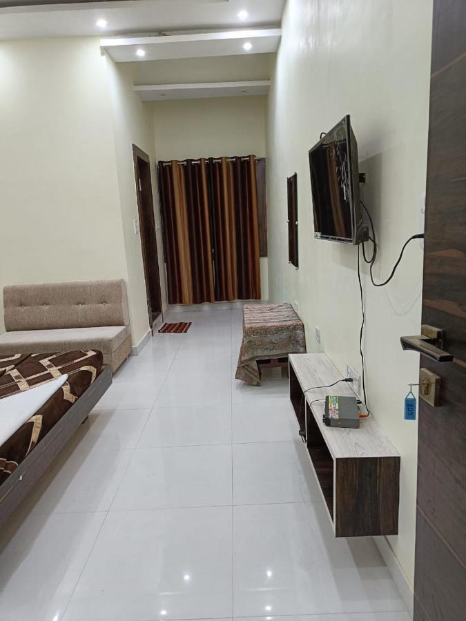 Hotel Parag Palace Jabalpur Exterior foto